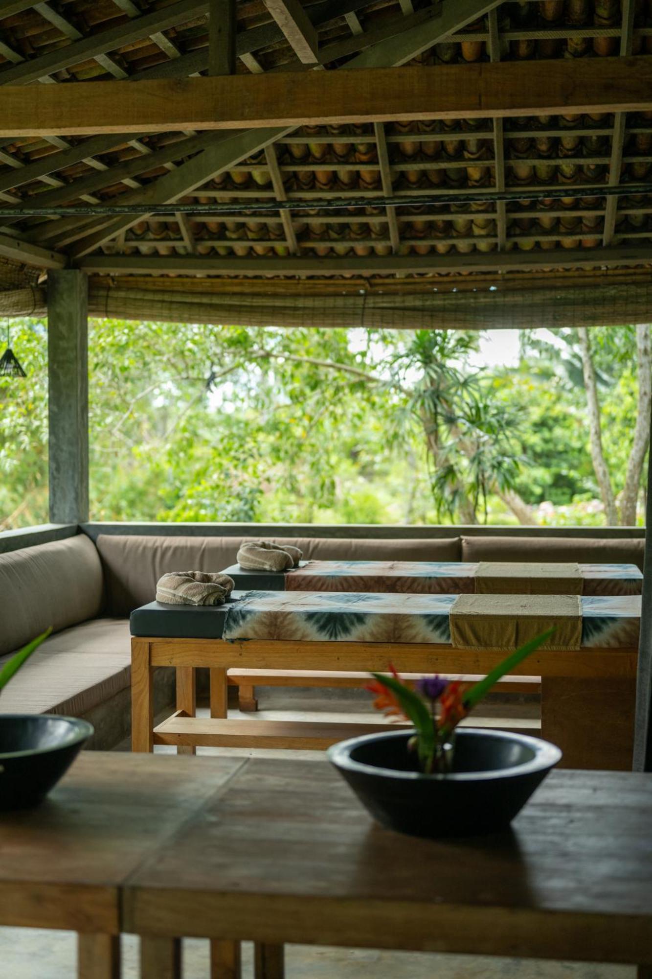 Wirdana Resort & Spa Bussa Esterno foto